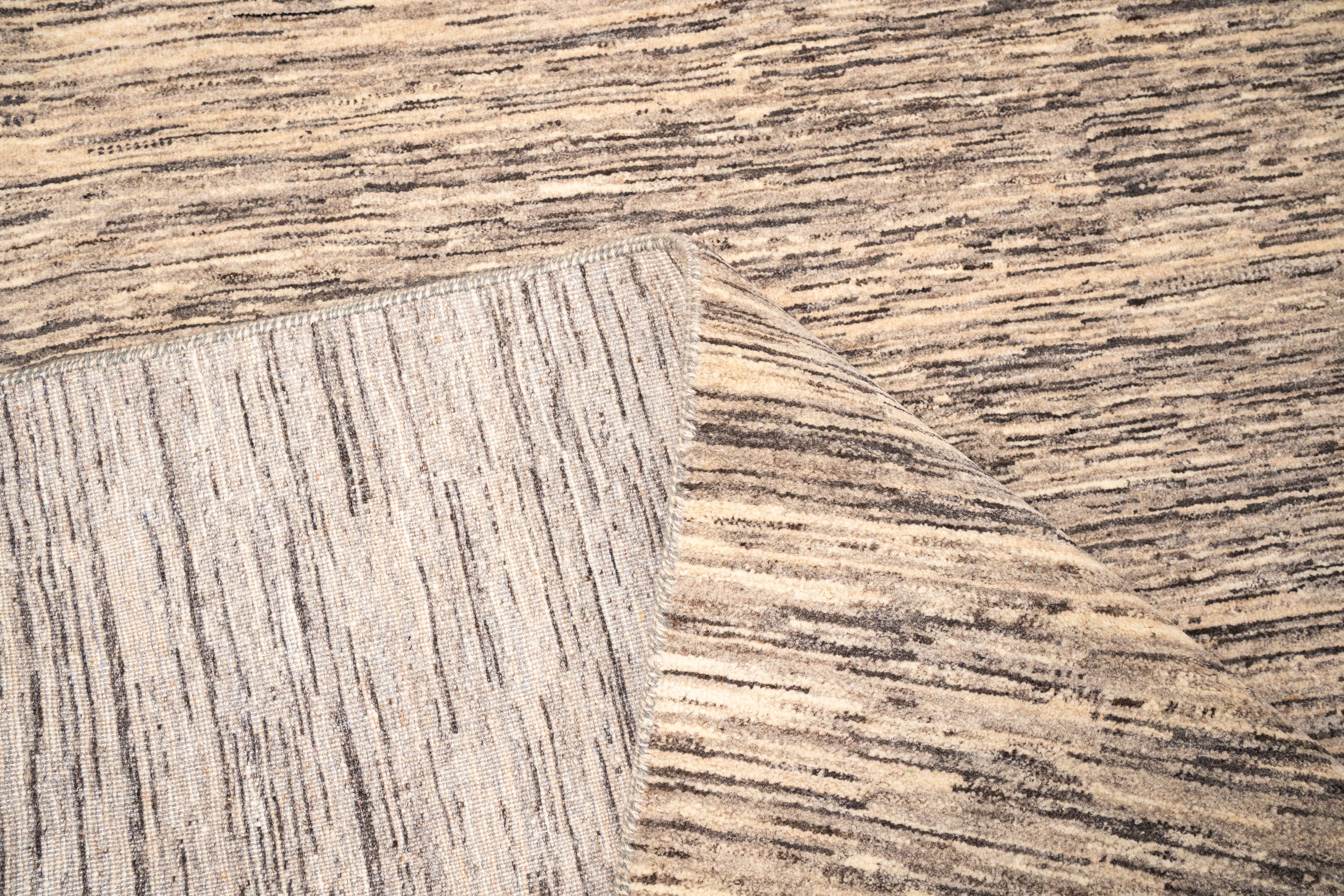 Handknotted Carpet, DIA - 2965